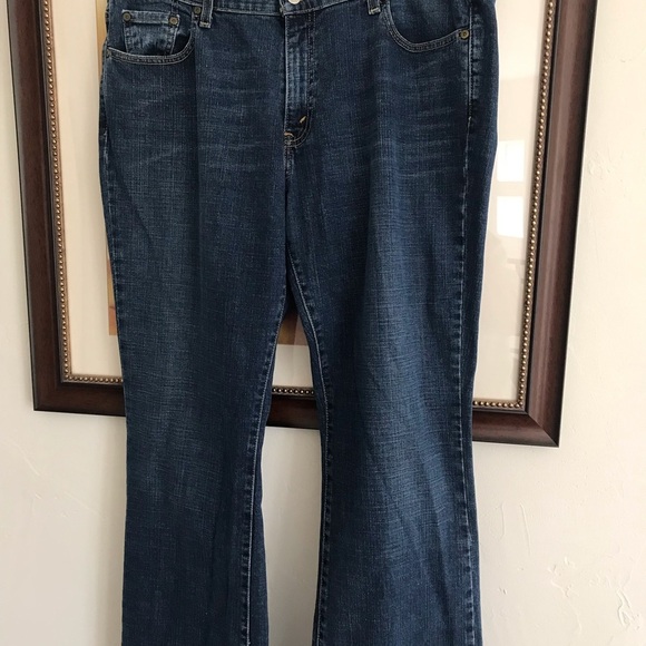 Levi Bootcut Jeans - Picture 2 of 9